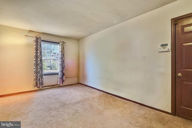 view of carpeted spare room