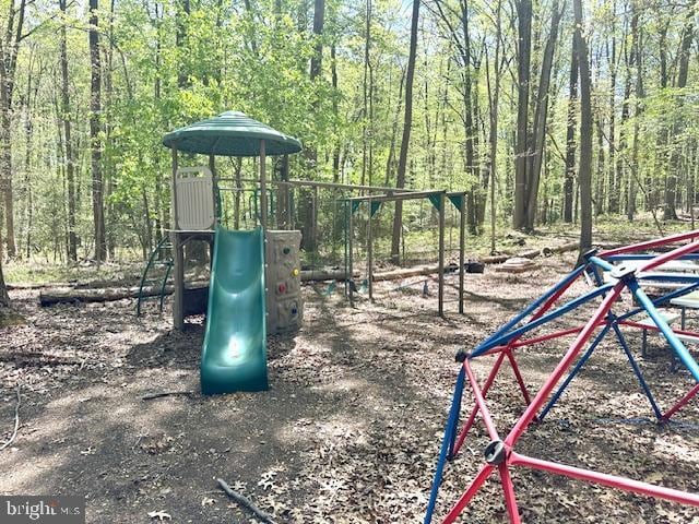 206 Mustang Ct, Gambrills, MD 21054 - view of playground
