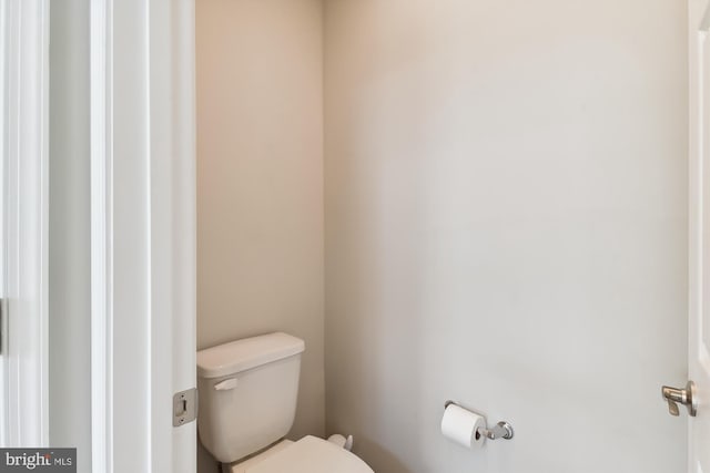 bathroom featuring toilet