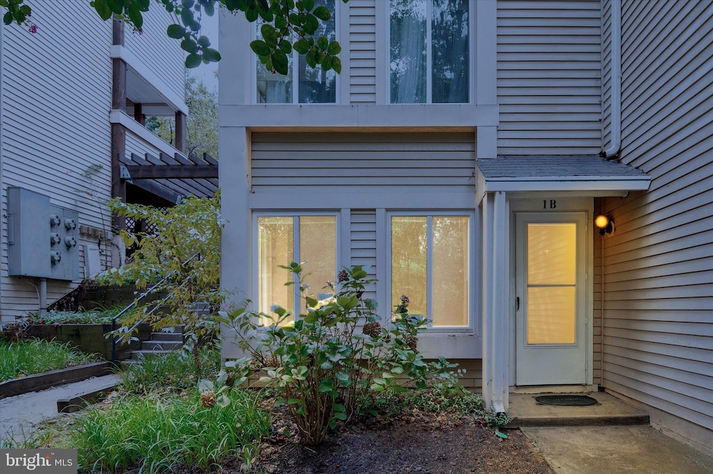 view of entrance to property