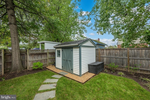 1307 Cleveland St, Alexandria, VA 22302 - view of shed with a fenced backyard