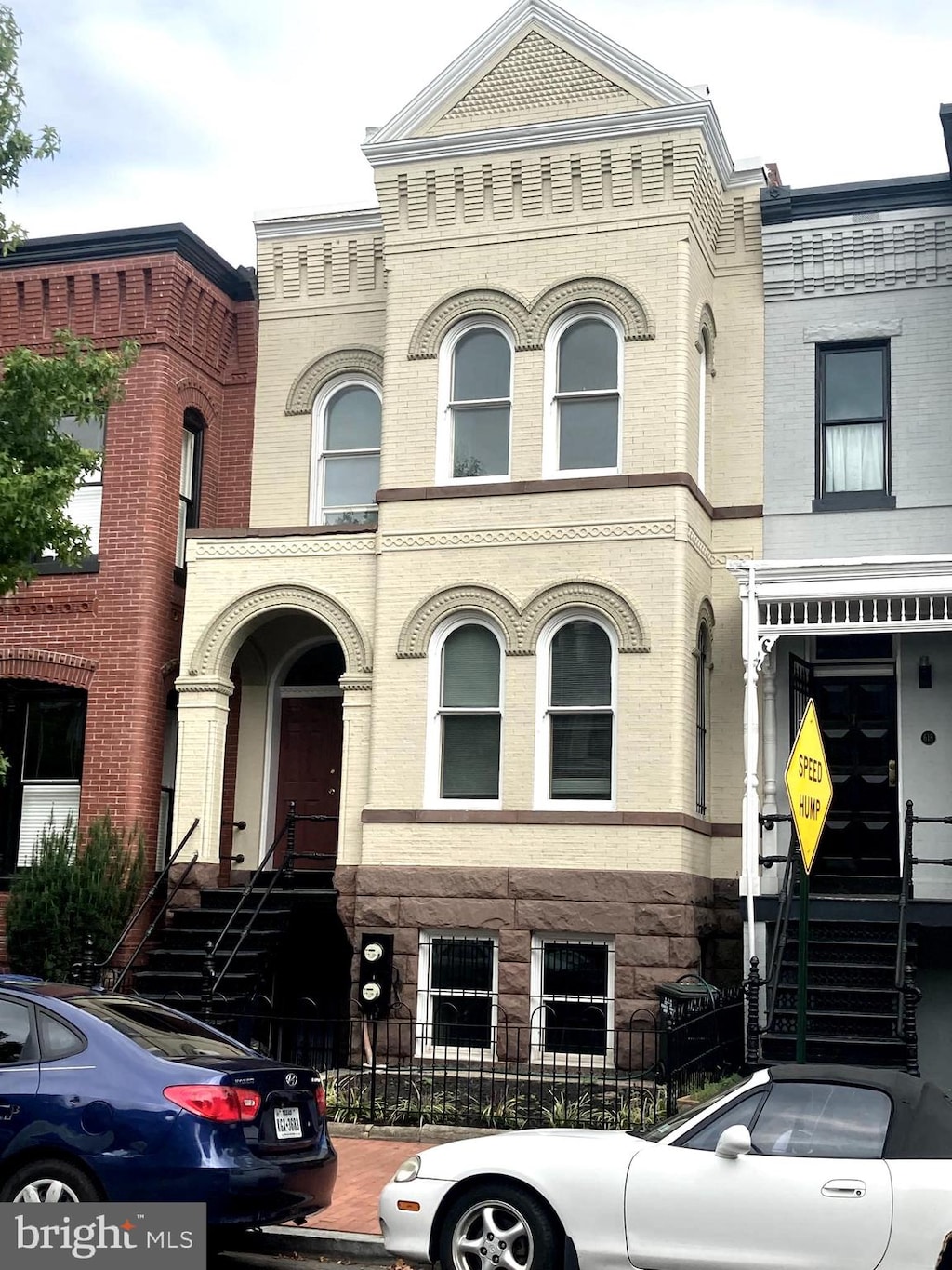 view of townhome / multi-family property