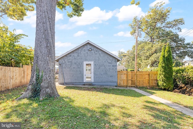 exterior space with a lawn