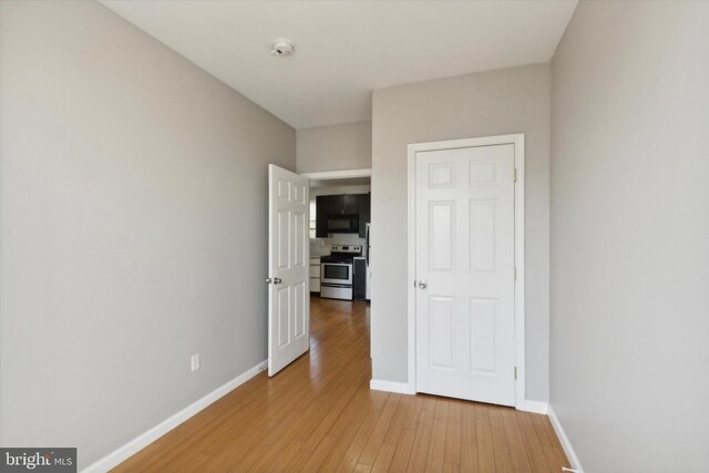 interior space with light hardwood / wood-style floors