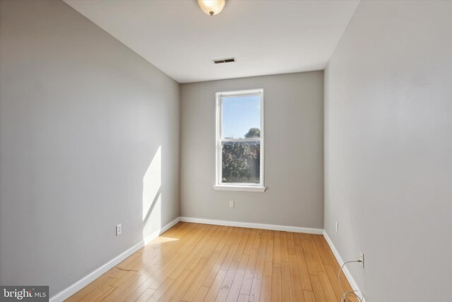 empty room featuring light hardwood / wood-style floors