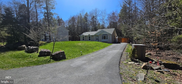 view of front of property with a front yard