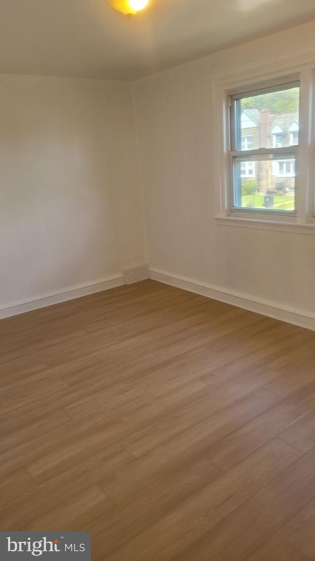 empty room featuring light hardwood / wood-style flooring