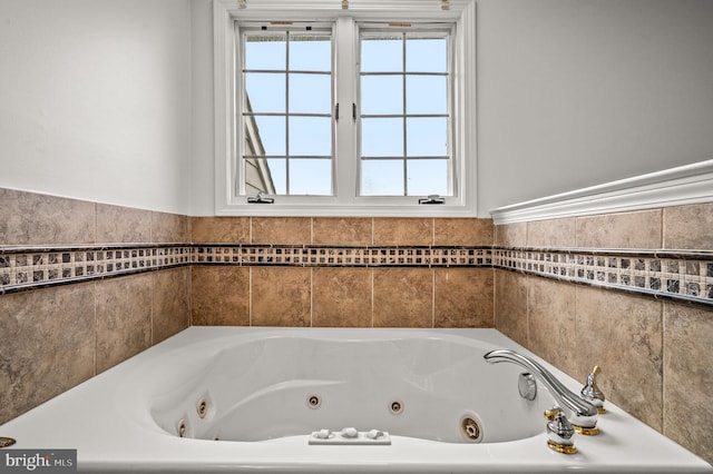 bathroom featuring a bathing tub