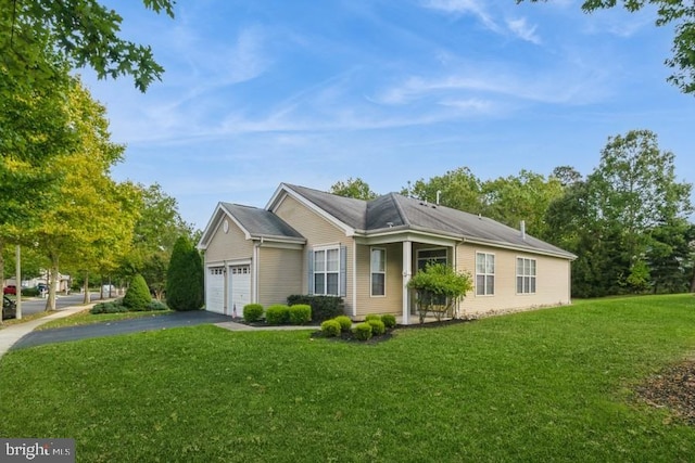 ranch-style house with a front yard