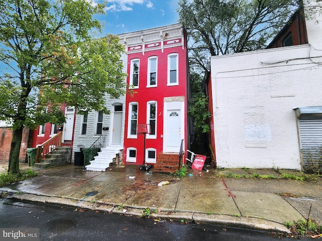 view of front of house