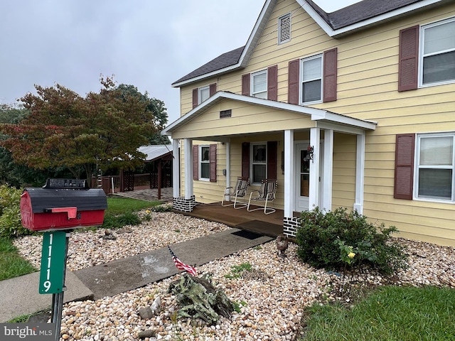 view of front of property with a porch