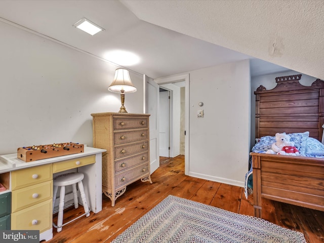 1414 Little Ln, Seven Valleys, PA 17360 - bedroom with baseboards and hardwood / wood-style flooring