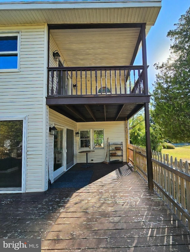 20826 Bivalve Wharf Rd, Bivalve, MD 21814 - view of wooden terrace