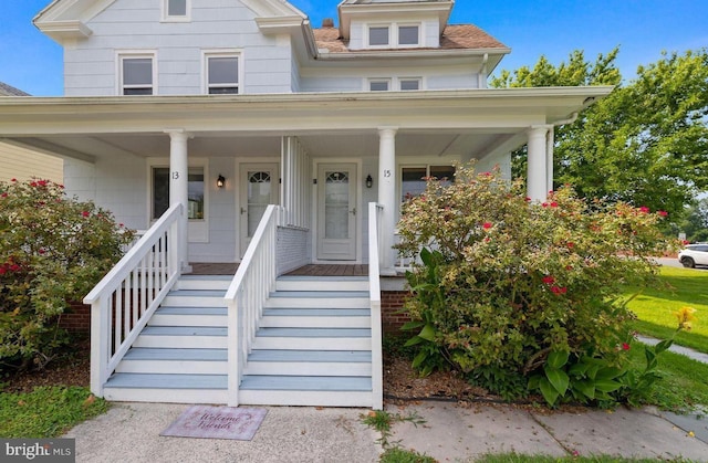 view of front of house with a porch