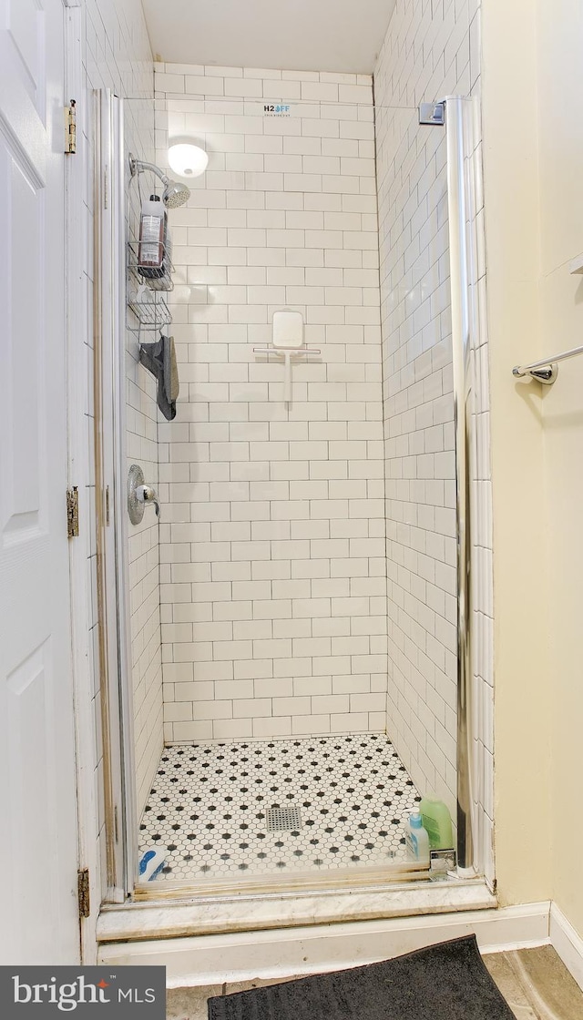 bathroom with walk in shower