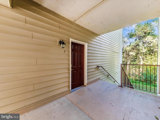 view of entrance to property