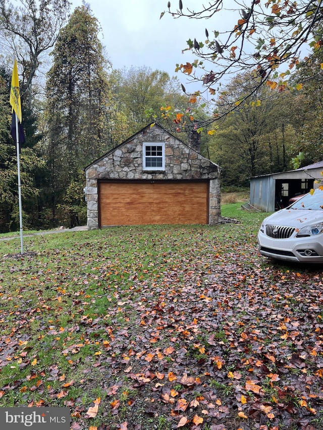 view of outbuilding