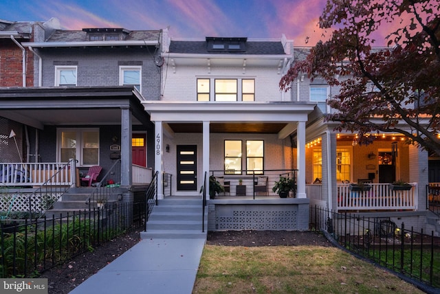 view of front of property with covered porch