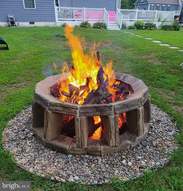 exterior details featuring a fire pit