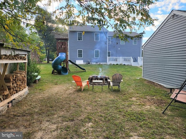 view of yard featuring a playground