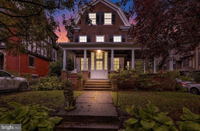 view of front of house with covered porch