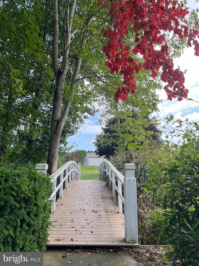 view of wooden deck