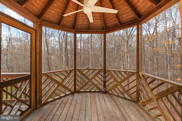 deck featuring ceiling fan