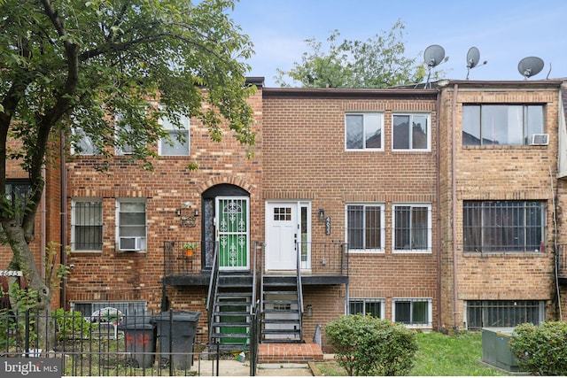 view of townhome / multi-family property