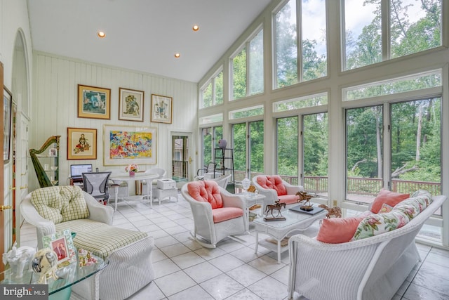 view of sunroom / solarium