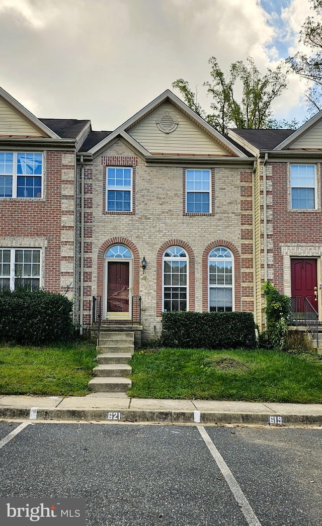 view of townhome / multi-family property