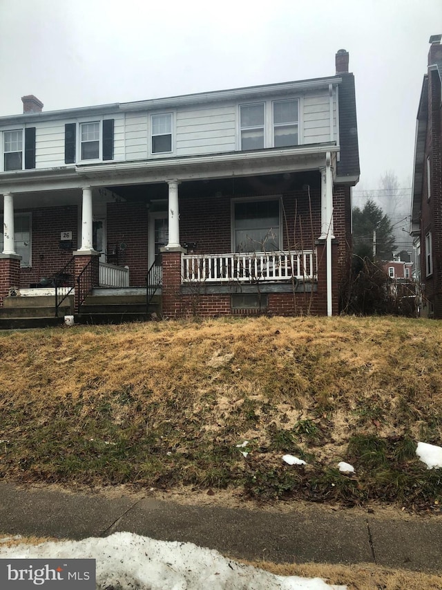 view of front of house with covered porch