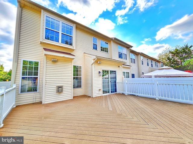 107 Sequoia Dr, Berlin, NJ 08009 - view of deck