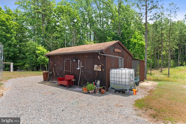 view of outbuilding