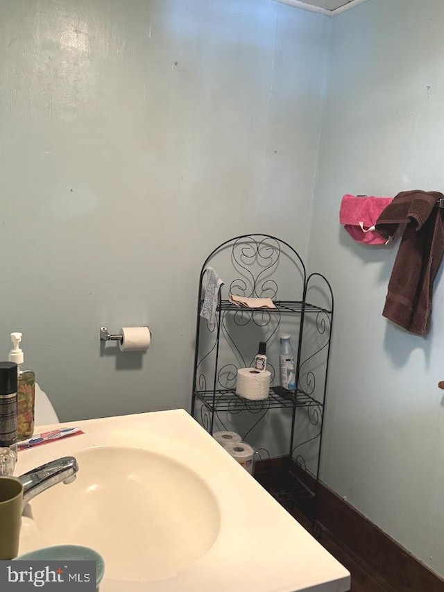 bathroom with sink