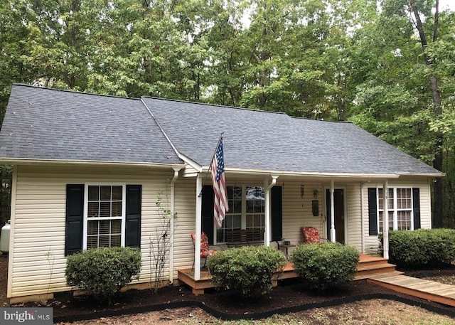 view of front of house featuring covered porch