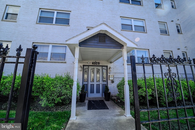 view of entrance to property