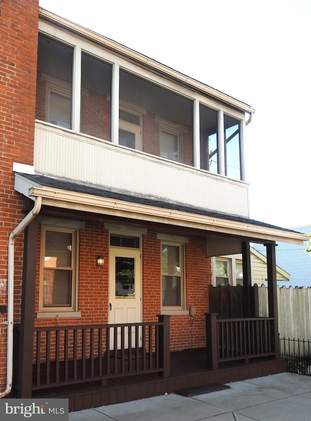 view of front facade with a porch