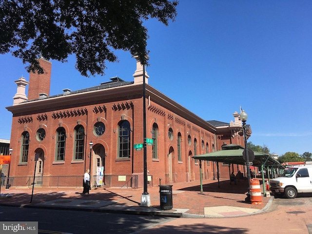 view of building exterior