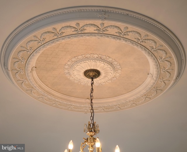 interior details with a tray ceiling