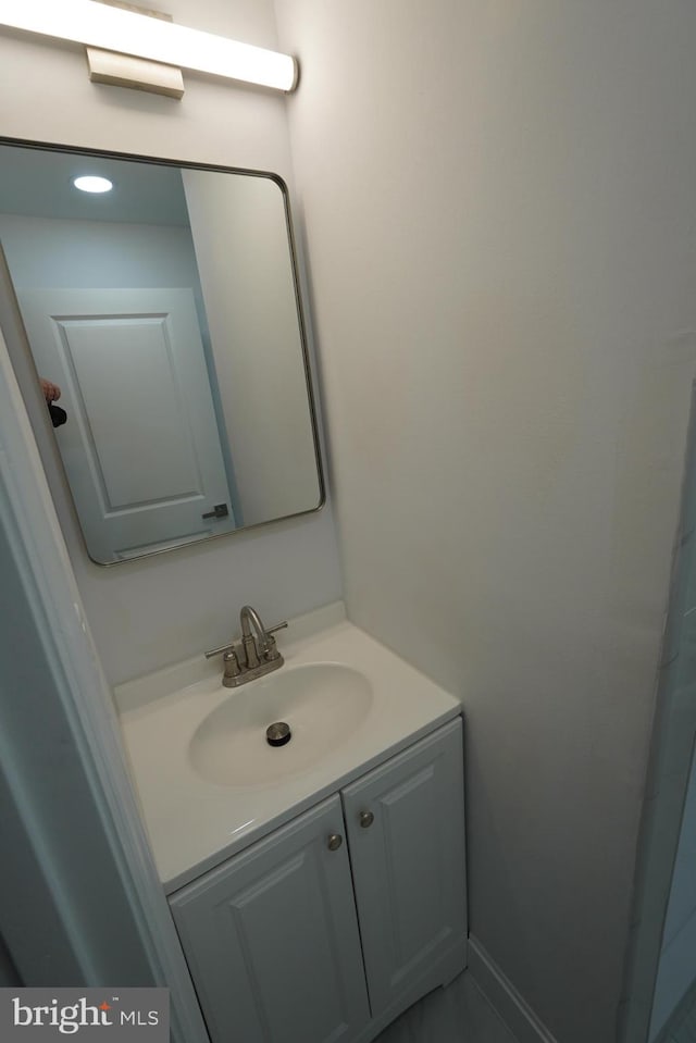 bathroom featuring vanity