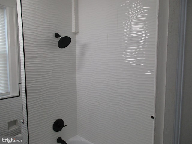 interior details with tiled shower