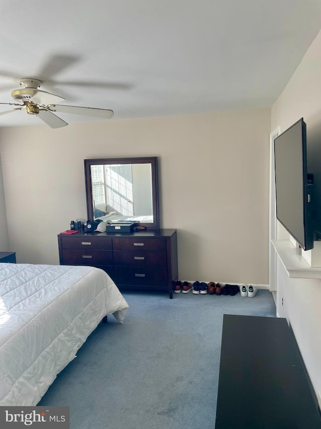 bedroom featuring carpet flooring and ceiling fan