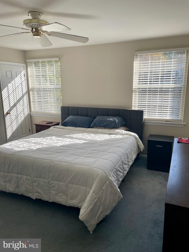 bedroom featuring carpet floors and ceiling fan