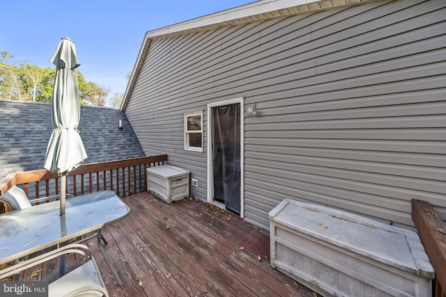 view of wooden deck