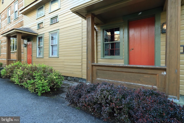 view of doorway to property