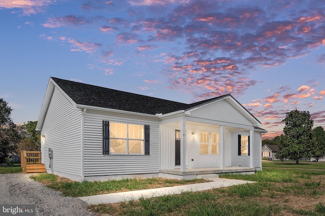 view of front of property