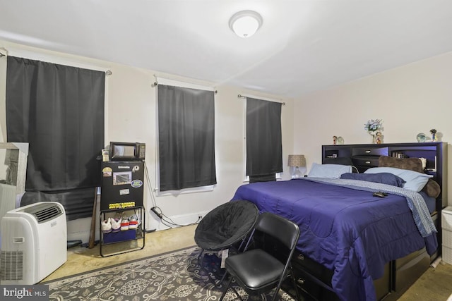 bedroom with carpet flooring