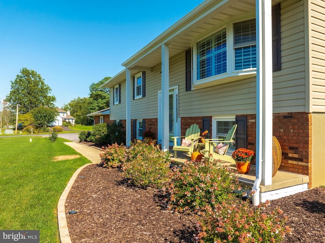 exterior space with a lawn