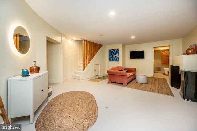 621 Paradise Hts, Oakland, MD 21550 - living area with stairway and recessed lighting