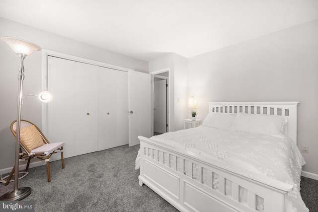 carpeted bedroom featuring a closet